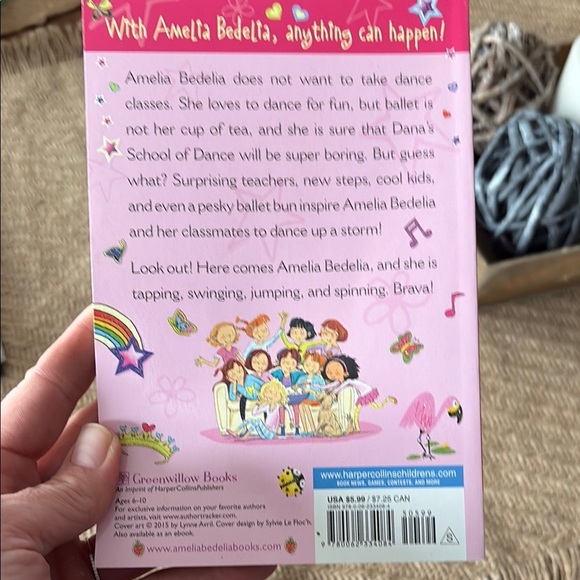 amelia bedelia dance off & friends - Picture 3 of 3